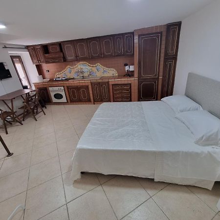 B&B Casa Napoli Bagian luar foto