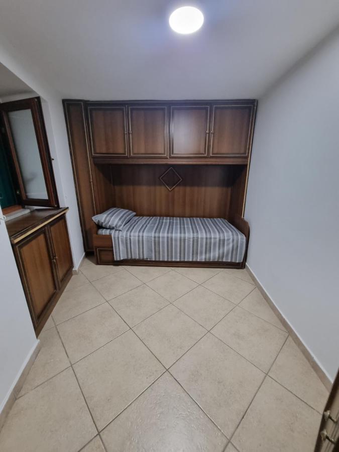 B&B Casa Napoli Bagian luar foto