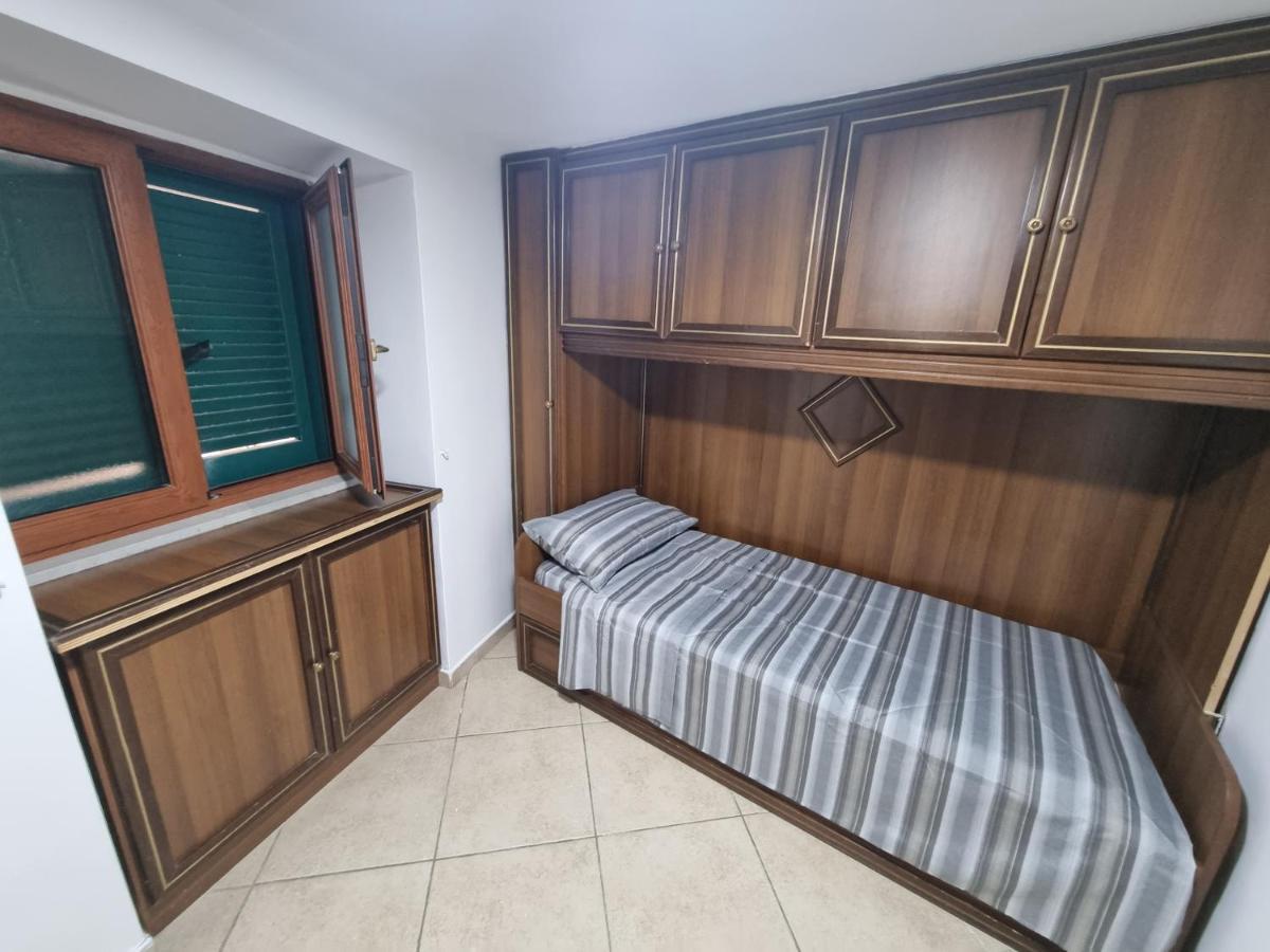 B&B Casa Napoli Bagian luar foto
